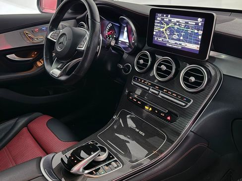 Used 2019 Mercedes-Benz GLC 63 AMG 4MATIC image 29