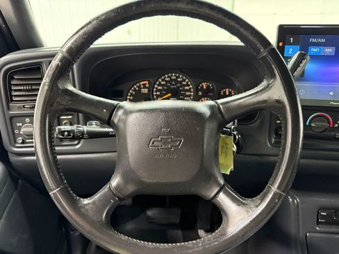 Used 2001 Chevrolet Silverado 2500 LS w/ Off-Road Skid Plate Pkg image 19