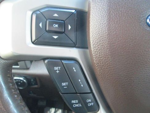 Used 2016 Ford F150 King Ranch w/ Equipment Group 601A Luxury AWD/4WD image 27