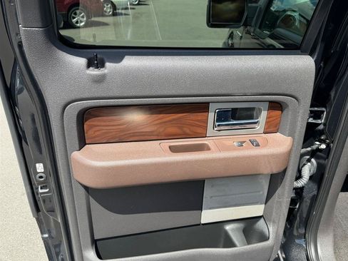 Used 2010 Ford F150 Lariat RWD image 47