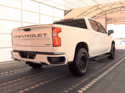 Used 2020 Chevrolet Silverado 1500 RST w/ True North Edition AWD/4WD image 4