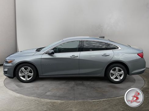 Used 2023 Chevrolet Malibu LS w/ Driver Confidence Package FWD image 4