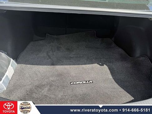 Used 2023 Toyota Corolla SE w/ Carpet Mat Package (TMS) FWD image 19