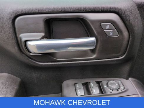 Used 2022 Chevrolet Silverado 1500 Custom AWD/4WD image 24