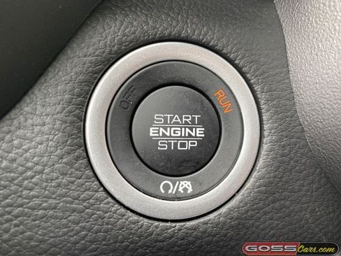 Used 2026 RAM 1500 Laramie AWD/4WD image 10