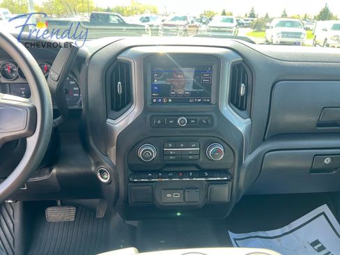 Certified 2023 Chevrolet Silverado 1500 Custom Trail Boss w/ LPO, Dark Essentials Package AWD/4WD image 16
