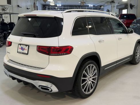 Used 2022 Mercedes-Benz GLB 250 image 9