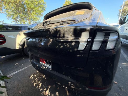 Certified 2025 Ford Mustang Mach-E Premium AWD/4WD image 5