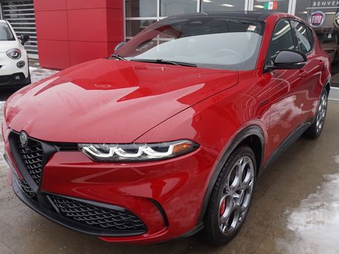 New 2024 Alfa Romeo Tonale Veloce image 4
