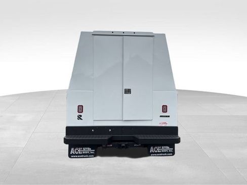 Used 2024 RAM 5500 Tradesman w/ Max Tow Package RWD image 6