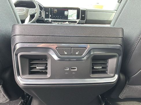 New 2026 GMC Sierra 1500 SLT w/ SLT Premium Plus Package image 30