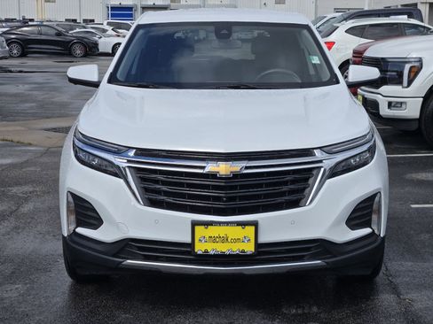 Used 2023 Chevrolet Equinox LT image 2