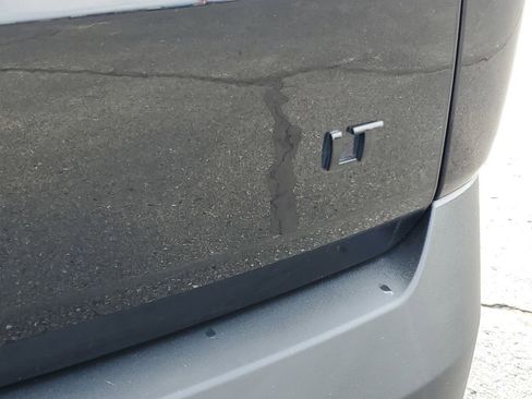 Used 2023 Chevrolet Traverse LT w/ Midnight/Sport Edition image 34