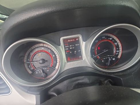 Used 2015 Dodge Journey SXT w/ Flexible Seating Group FWD image 7