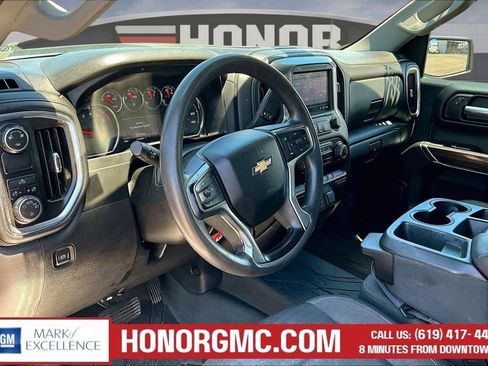 Used 2019 Chevrolet Silverado 1500 LT RWD image 19
