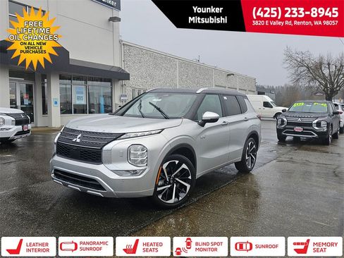 New 2025 Mitsubishi Outlander SEL image 1