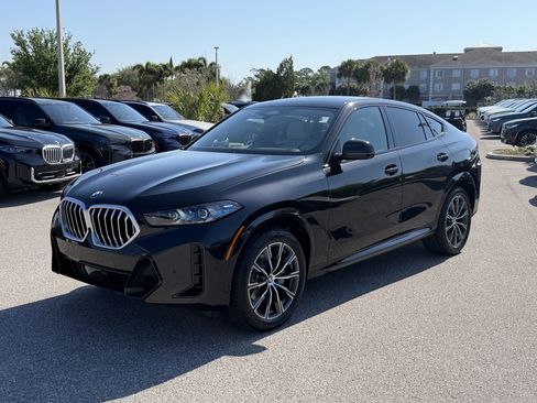 Used 2026 BMW X6 xDrive40i image 8