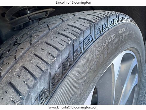 Certified 2022 Lincoln Nautilus Reserve w/ Equipment Group 201A image 66