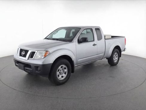 Used 2015 Nissan Frontier S image 8