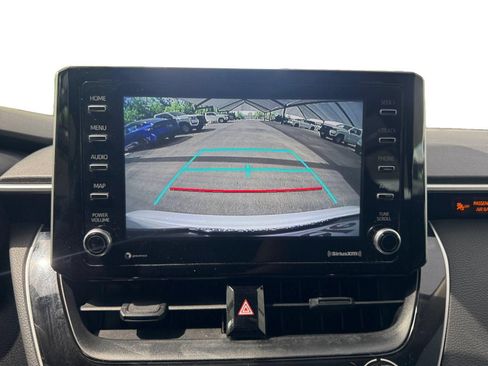 Used 2021 Toyota Corolla LE FWD image 27