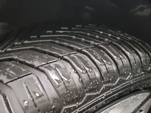 Used 2016 Toyota Prius Two image 30