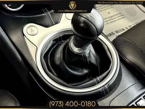 Used 2014 Nissan 370Z Touring image 21