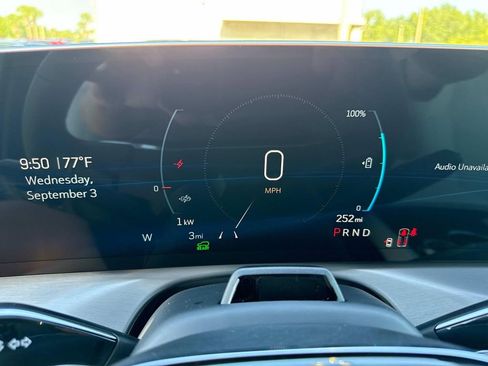 New 2026 Cadillac Vistiq Luxury image 28