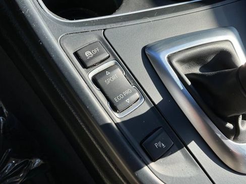 Used 2015 BMW 428i xDrive Convertible image 24