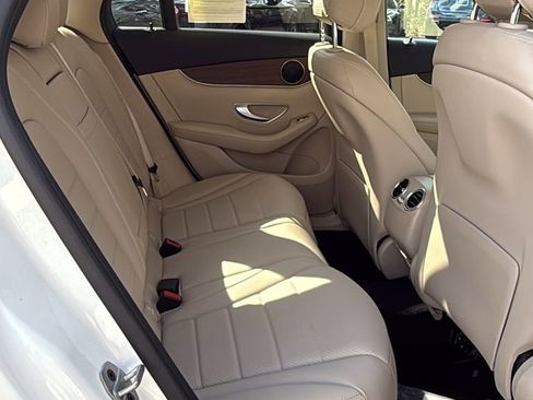 Certified 2022 Mercedes-Benz GLC 300 GLC 300 image 14
