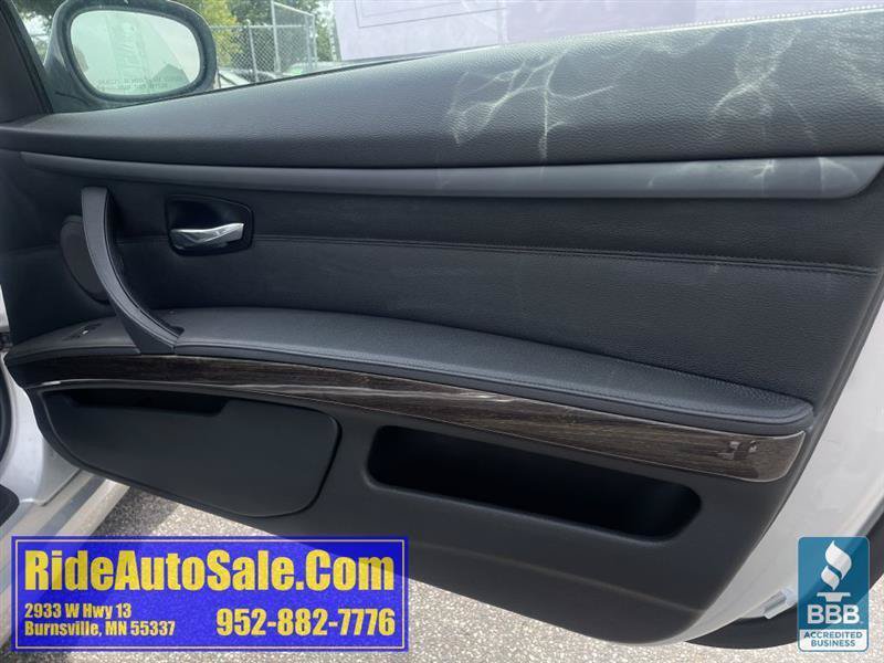 Used 2011 BMW 328i xDrive Coupe AWD/4WD image 12