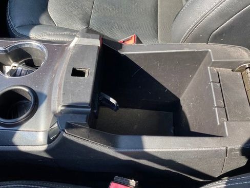 Used 2018 Ford Explorer Limited image 15