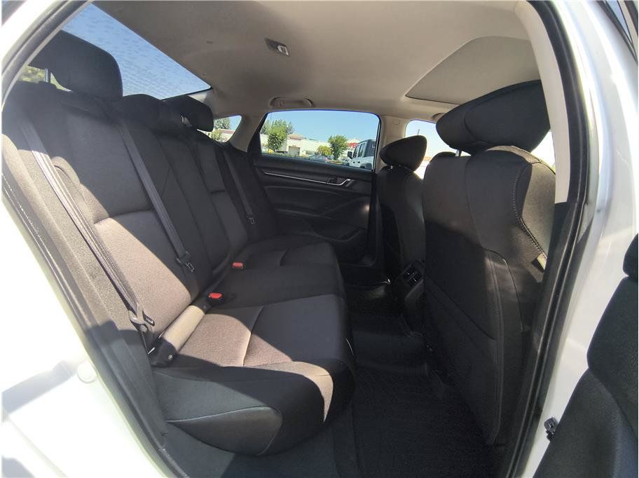 Used 2020 Honda Accord EX image 15
