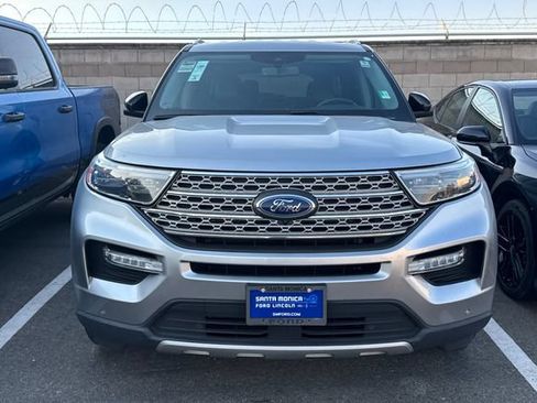 Used 2023 Ford Explorer Limited RWD image 3