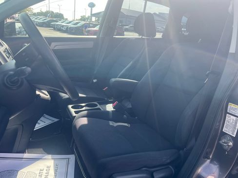 Used 2010 Honda CR-V LX image 11