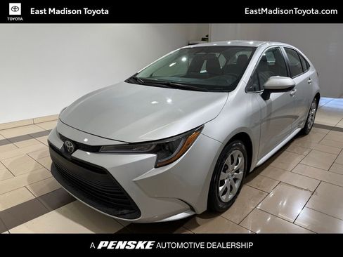 Certified 2024 Toyota Corolla LE FWD image 1