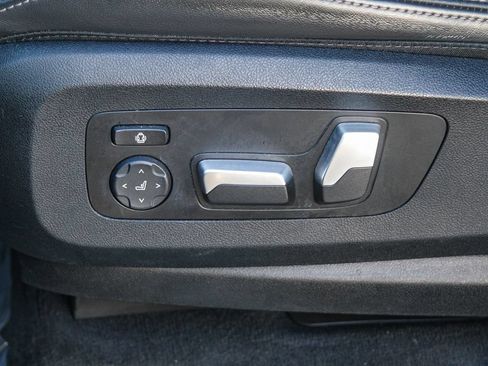 Used 2023 BMW X5 sDrive40i w/ M Sport Package RWD image 17