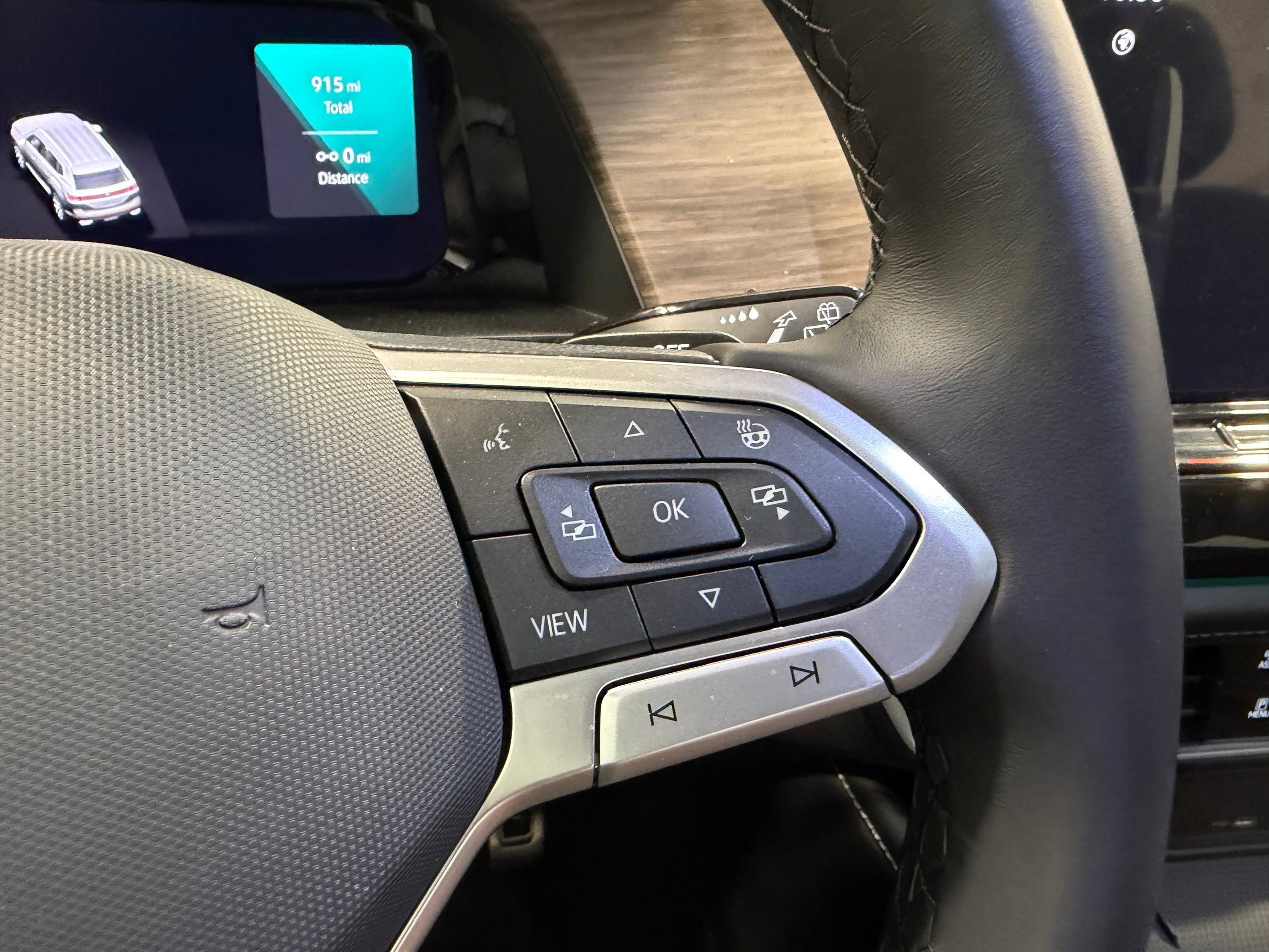 New 2025 Volkswagen Atlas SEL Premium R-Line AWD/4WD image 43