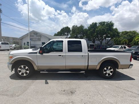 Used 2011 Ford F250 Lariat w/ Lariat Interior Pkg RWD image 4