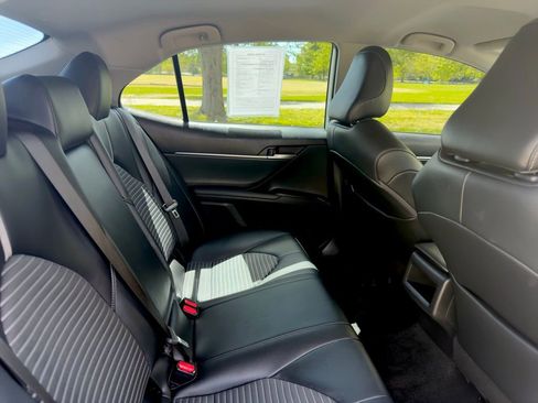 Used 2021 Toyota Camry SE FWD image 26