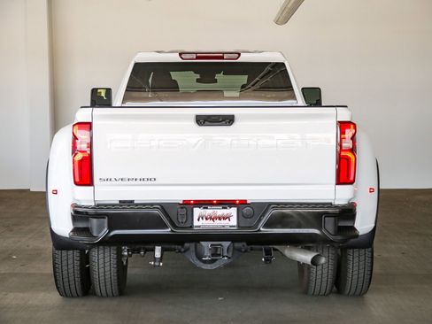 Used 2024 Chevrolet Silverado 3500 W/T w/ WT Convenience Package RWD image 5