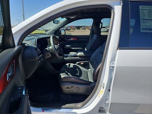 New 2026 Chevrolet Traverse RS FWD image 20