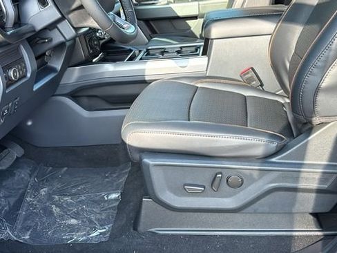 New 2026 Ford F250 Lariat w/ Lariat Premium Package AWD/4WD image 24