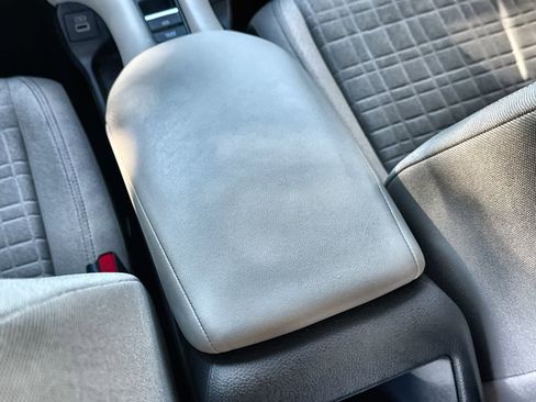 Used 2023 Honda HR-V LX image 15