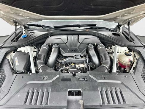Used 2022 Genesis GV70 3.5T Sport w/ Sport Prestige Package AWD/4WD image 21