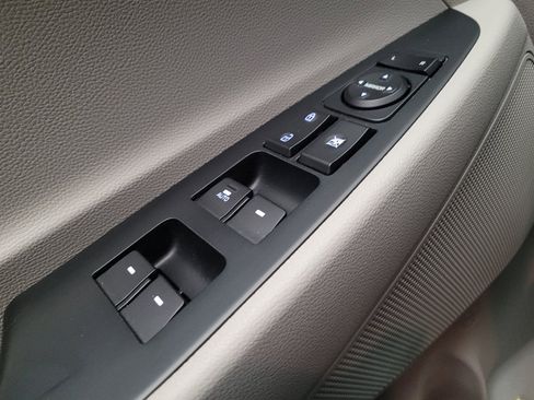 Used 2019 Hyundai Tucson Value w/ Cargo Package FWD image 27