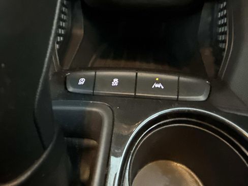 Used 2024 Chevrolet TrailBlazer LT image 32