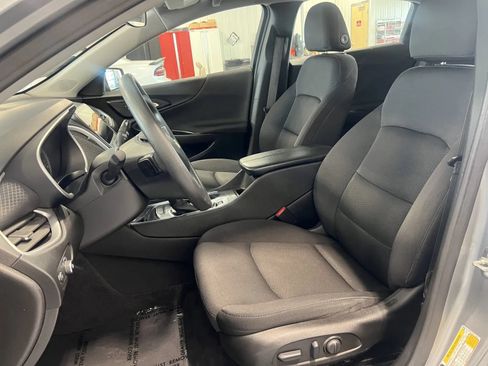 Used 2024 Chevrolet Malibu LT FWD image 11