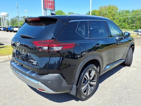 Certified 2023 Nissan Rogue Platinum w/ Platinum Premium Package AWD/4WD image 16