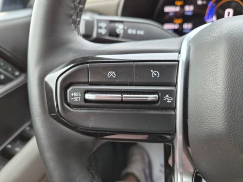 Used 2023 Chevrolet Colorado ZR2 w/ ZR2 Convenience Package III AWD/4WD image 20