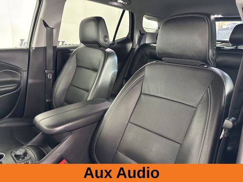 Used 2022 GMC Terrain SLT image 10